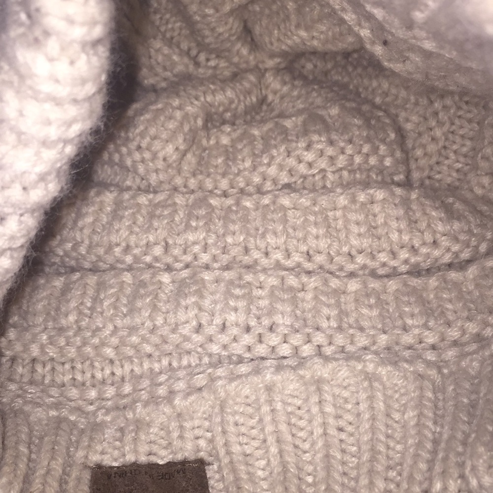 Beanie - Picture 2 of 3
